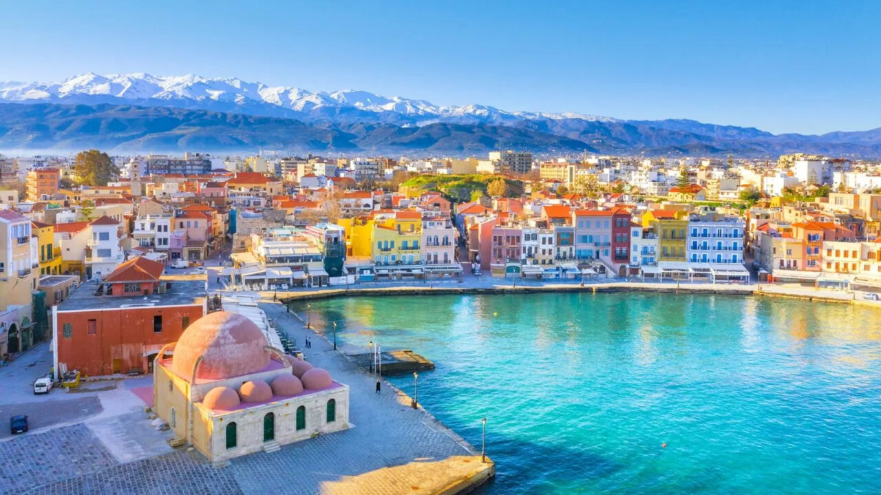 chania-old-town-venetian-harbour-crete-solo-holiday-mistral-hotels-singles-crete-greece